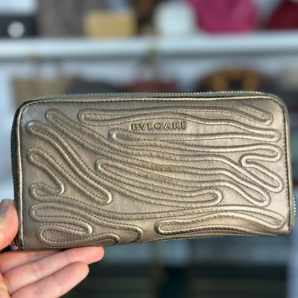 BVLGARI ZIP WALLET